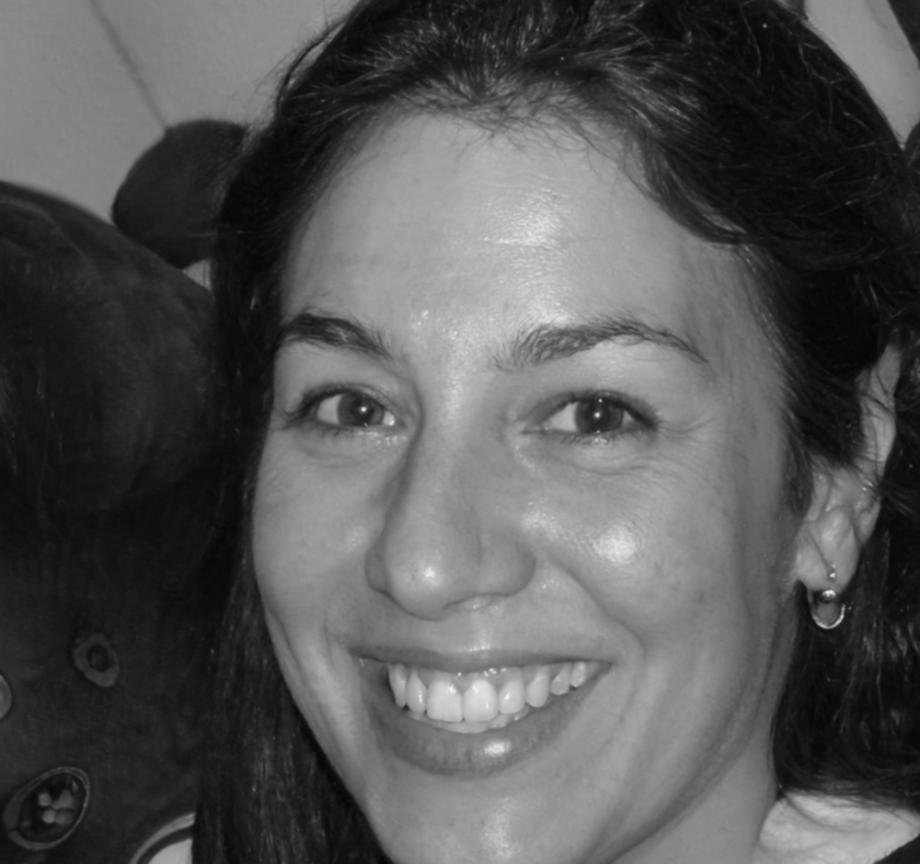 Professional headshot of program graduate Saoirse O'Connell